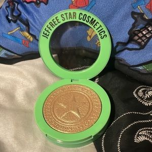 Jeffree Star Extreme Frost Highlighter Shade Cold Hard Ca$h